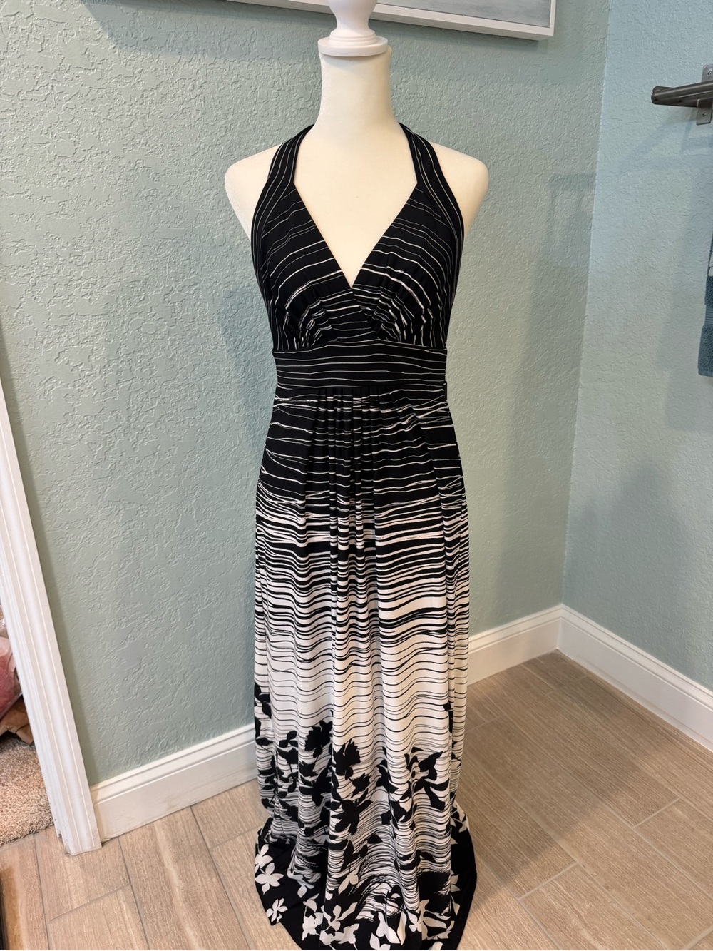 NWT BCBG Maxi Dress